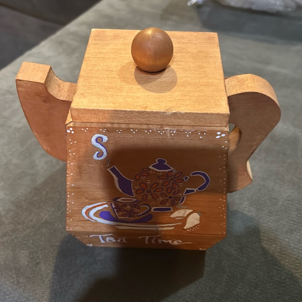Tea Time tea pot.